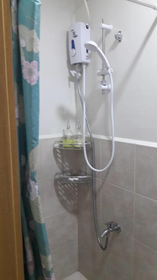 The Treehouse B @ Trees Residences 마닐라 외부 사진
