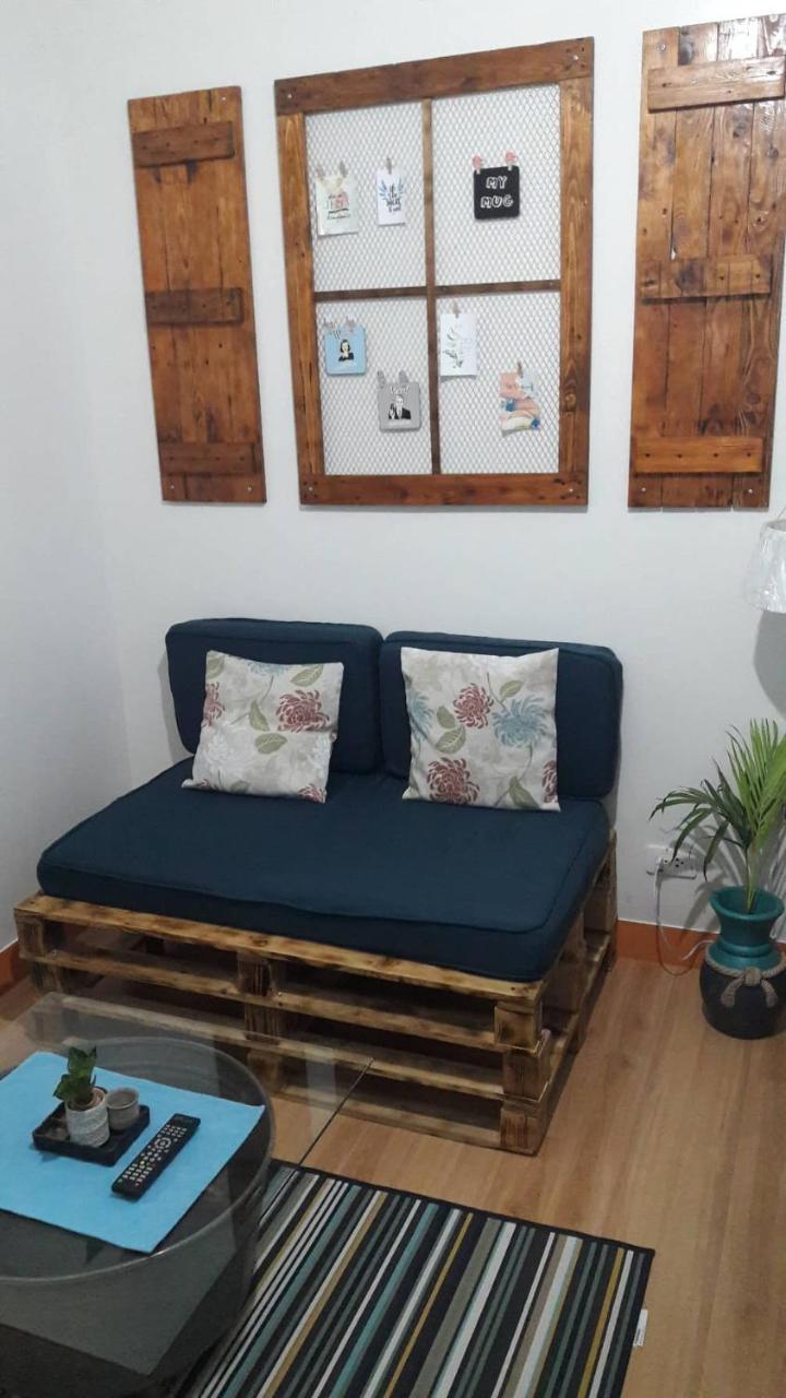The Treehouse B @ Trees Residences 마닐라 외부 사진